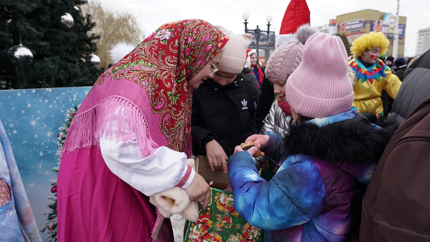 The main Christmas Tree of the University was Opened at Derzhavin University 