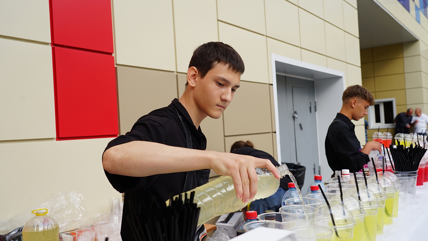 Derzhavin University celebrated the end of the academic year with a university-wide graduation ceremony.