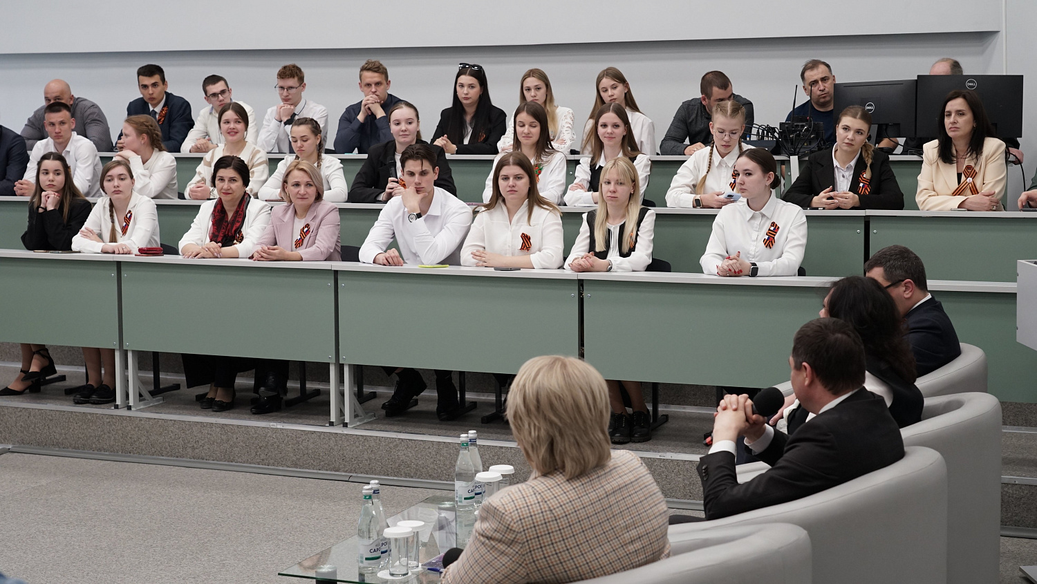 Derzhavin University Students Majoring in Pedagogy Meet Evgeny Pervyshov, Acting Governor of the Tambov Region