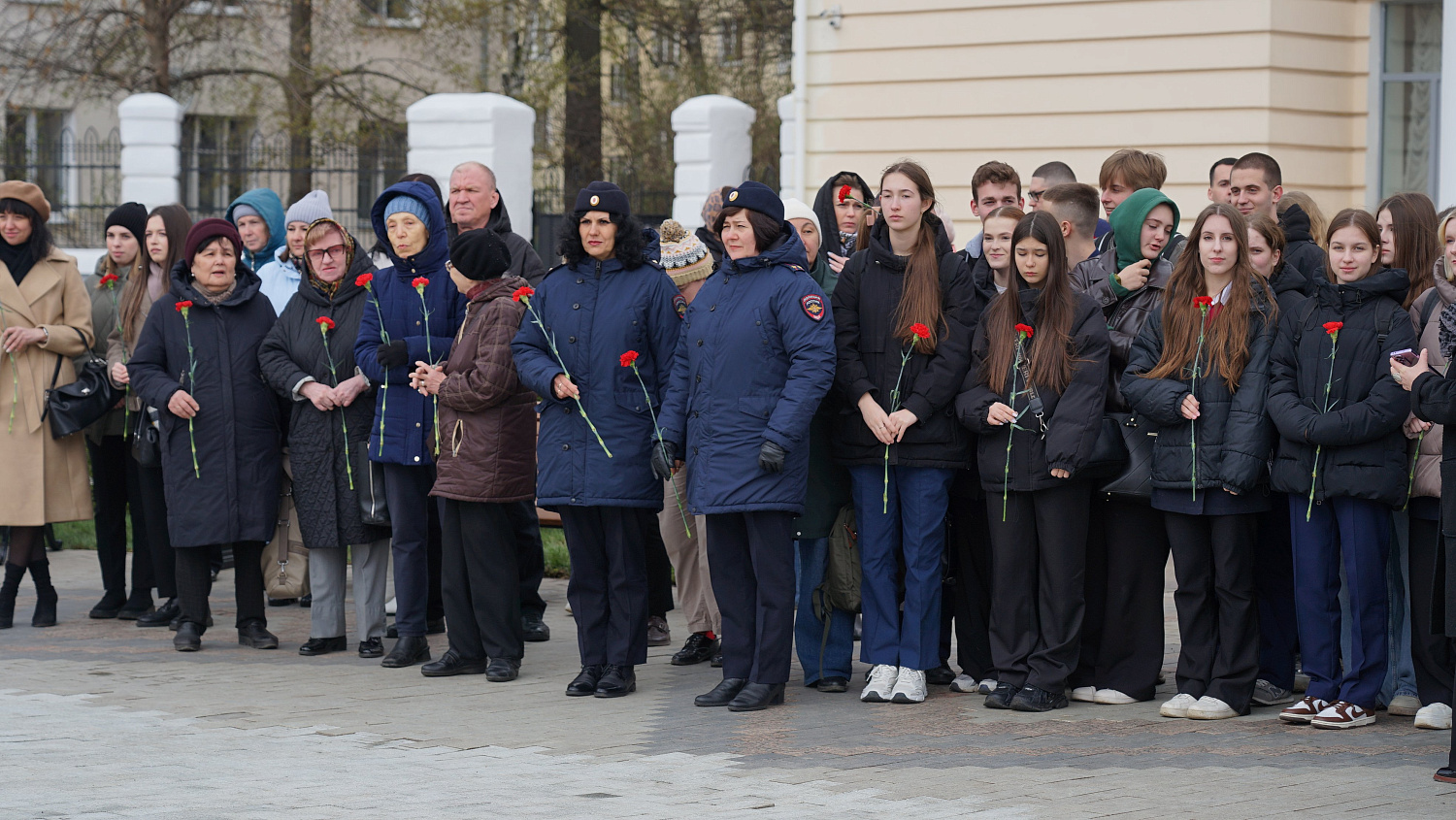 Derzhavin students participate in the unveiling ceremony of the monument to the governor of Tambov Viceroyalty, prominent statesman, and educator Gavriil Derzhavin.