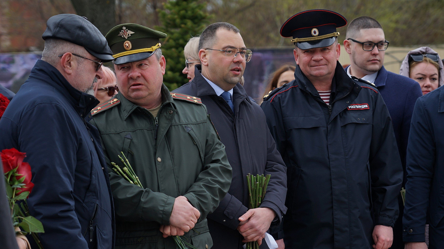 Derzhavin students participate in the unveiling ceremony of the monument to the governor of Tambov Viceroyalty, prominent statesman, and educator Gavriil Derzhavin.