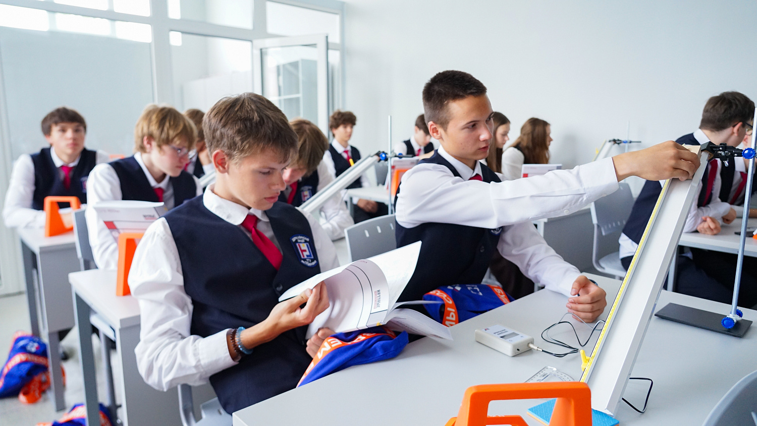 Region’s First Engineering Class Ceremonially Opened at Derzhavinsky Lyceum on the Day of Knowledge