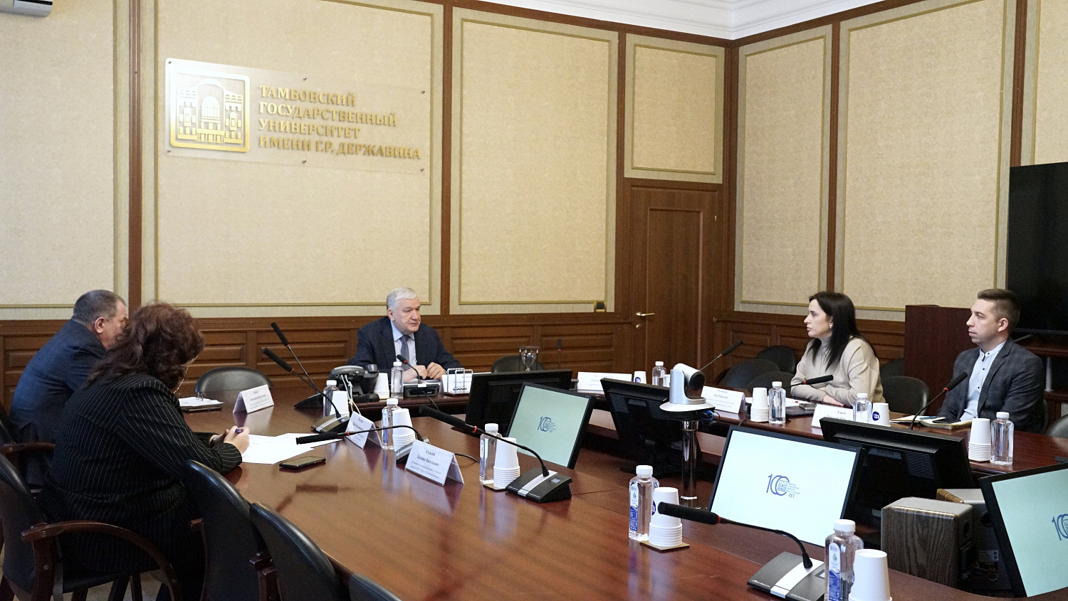 Derzhavin University Presented the Experience of the Local Center for Testing Foreign Citizens to the Russian Federation to Mikhail Belousov, Senator from the Tambov Region 