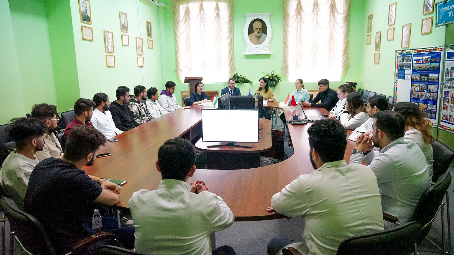 Prevention of Extremism and Terrorism among Foreign Students was Discussed in Derzhavin University